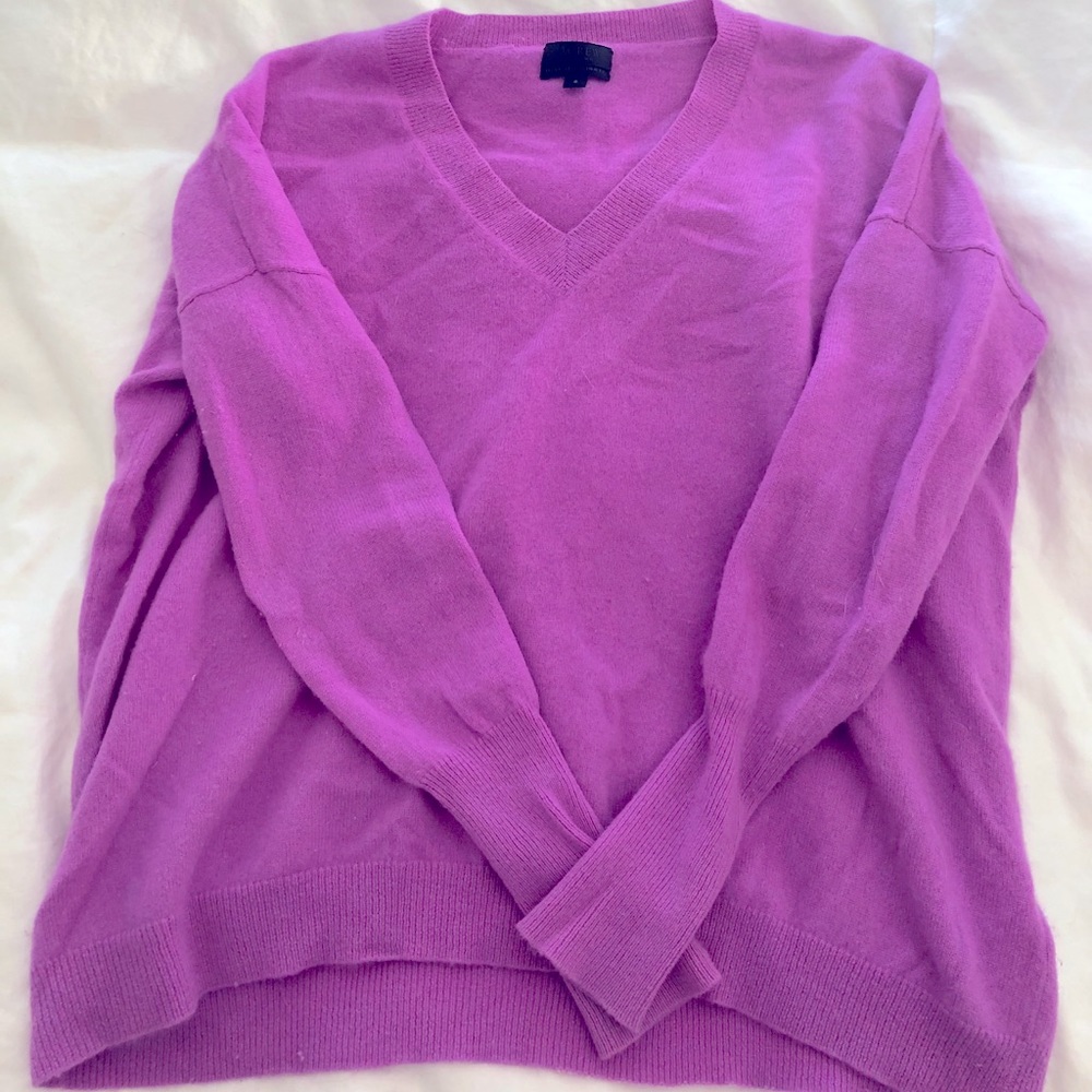 J crew cashmere v neck sweater